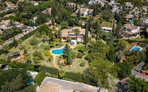 Right Casa Estate Agents Are Selling 901795 - Detached Villa For sale in Elviria, Marbella, Málaga, Spain