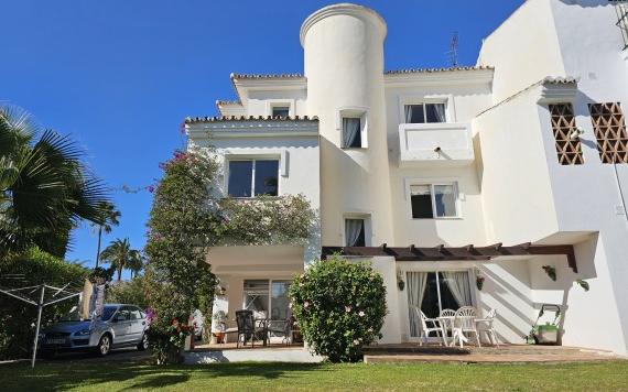 Right Casa Estate Agents Are Selling 882969 - Semi-Detached For sale in Calahonda, Mijas, Málaga, Spain