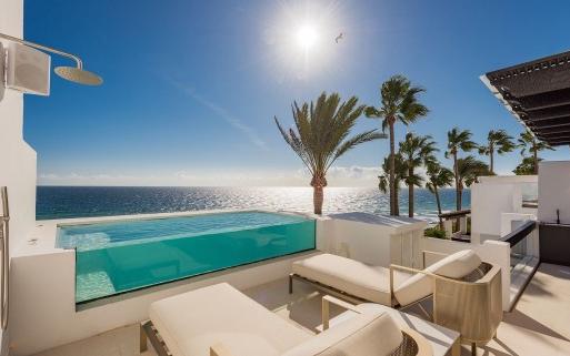 Right Casa Estate Agents Are Selling 905364 - Penthouse For sale in Golden Mile, Marbella, Málaga, Spain
