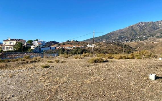Right Casa Estate Agents Are Selling Excellent residential plot with stunning views in Mijas Golf