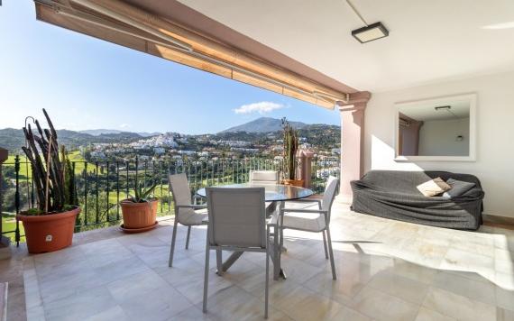 Right Casa Estate Agents Are Selling Luminous 3 bedroom penthouse with fantastic views in Benahavis